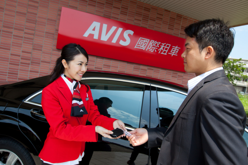 AVIS企業長租方案，以「以租代購」的方式讓企業不用花大錢購車，也無需再為車輛的保養、維修和稅費等細節操心，更不用再投入額外人力來管理車輛