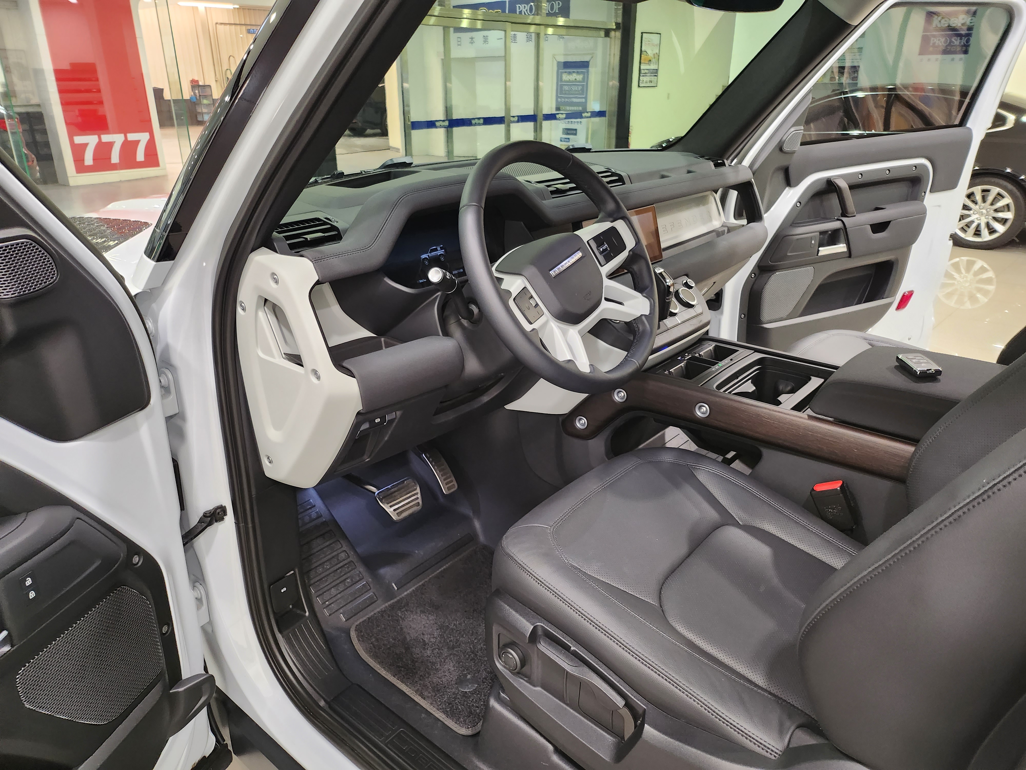 DEFENDER 90-5
